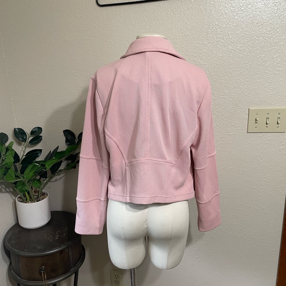 Torrid Light Pink Textured Moto Blazer - Picture 4 of 11